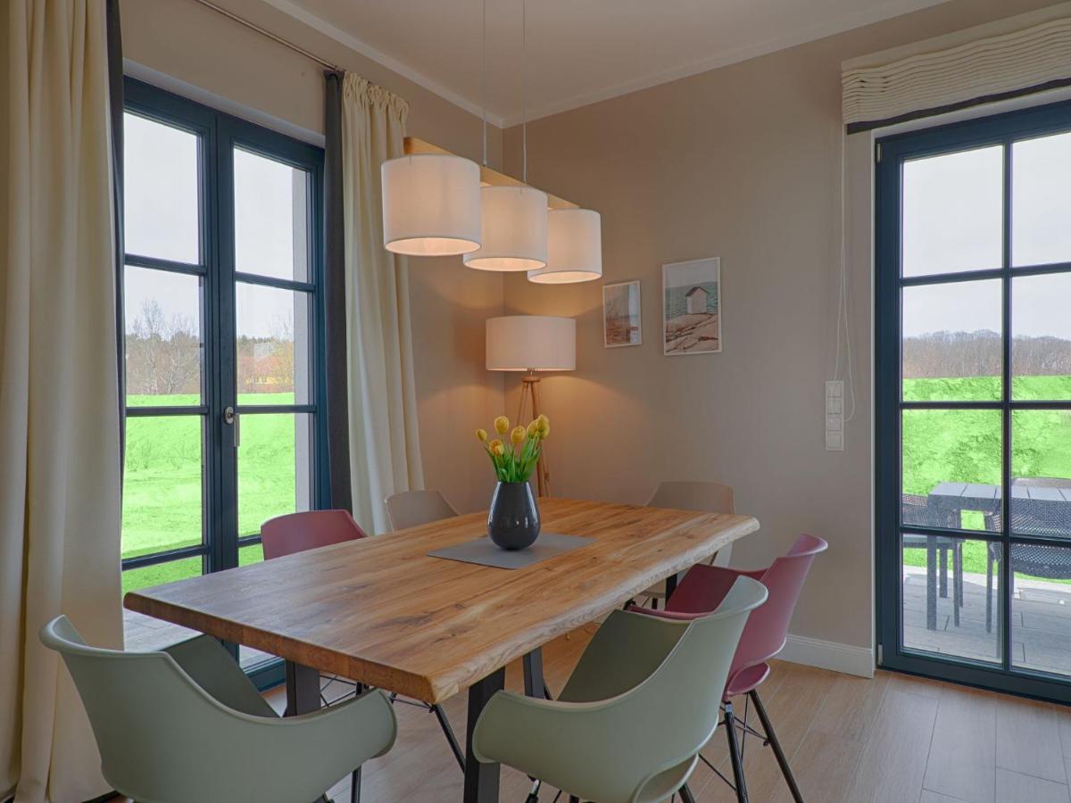 Reetland Am Meer - Premium Reetdachvilla Mit 3 Schlafzimmern, Sauna Und Kamin F27 Dranske Luaran gambar