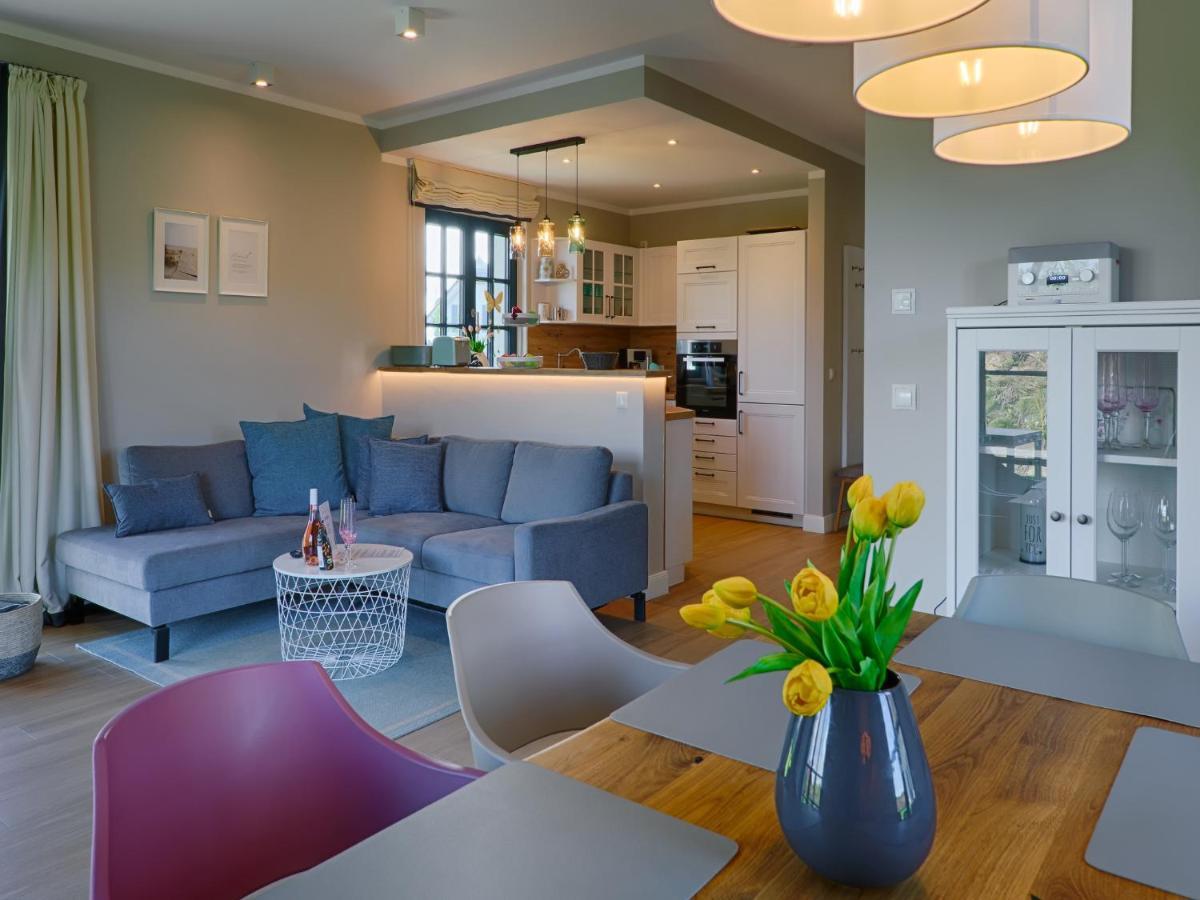 Reetland Am Meer - Premium Reetdachvilla Mit 3 Schlafzimmern, Sauna Und Kamin F27 Dranske Luaran gambar